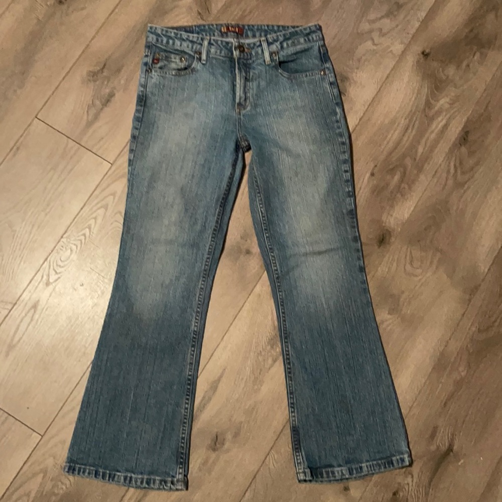 Lei bootcut jeans no rips or tears